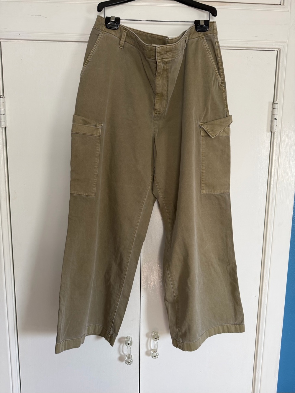 GAP Olive Green Cargo Wide-Leg Pants